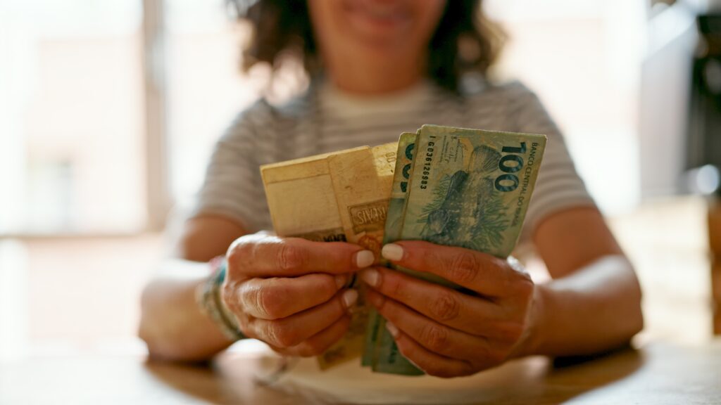 O que é e como funciona a antecipação de recebíveis?